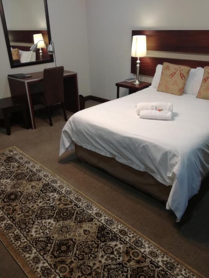 Belmont Guesthouse Блумфонтейн Екстер'єр фото