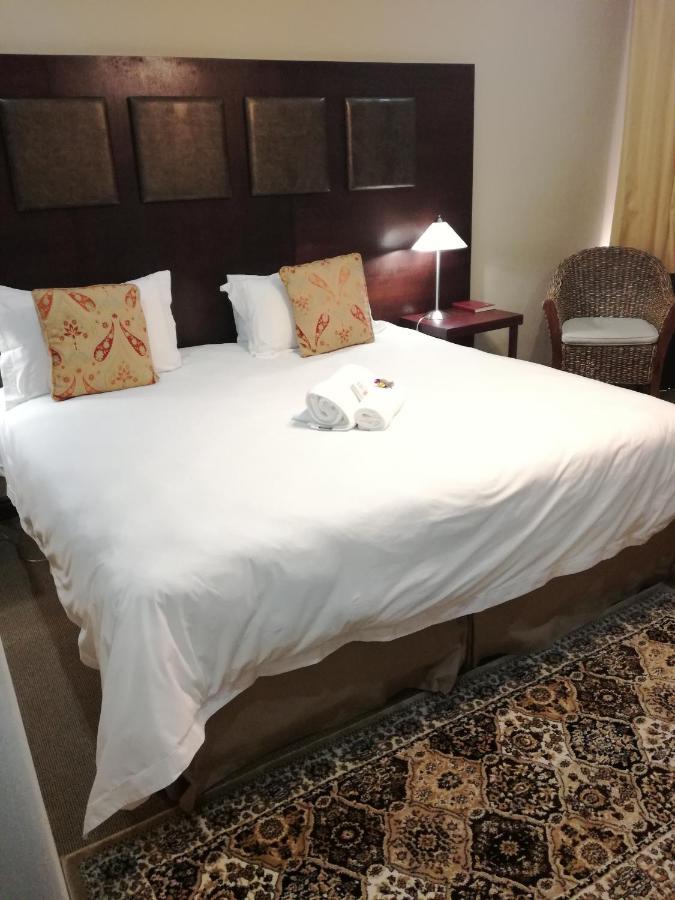Belmont Guesthouse Блумфонтейн Екстер'єр фото