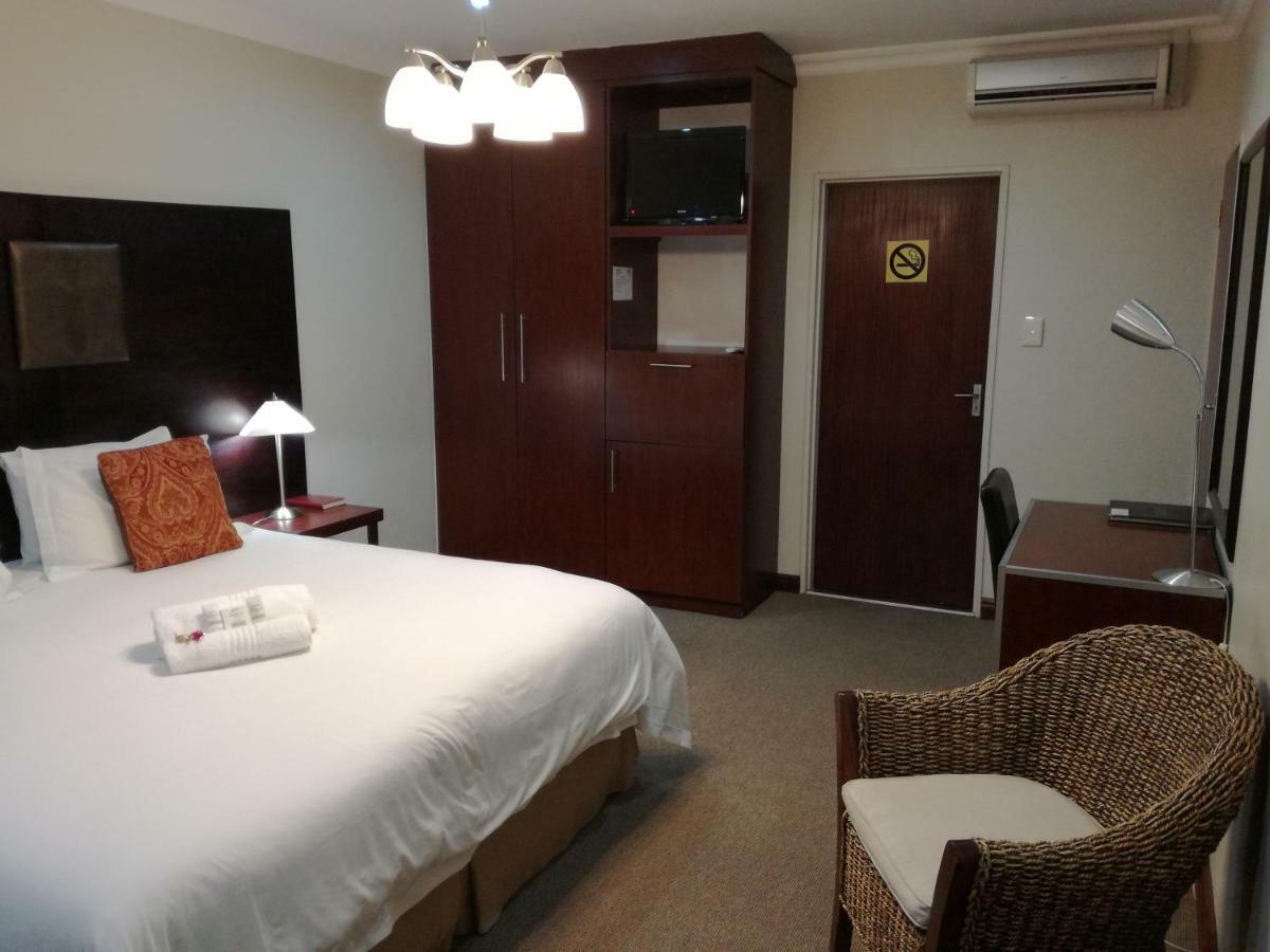 Belmont Guesthouse Блумфонтейн Екстер'єр фото
