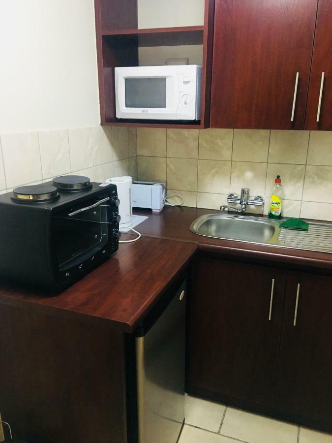 Belmont Guesthouse Блумфонтейн Екстер'єр фото