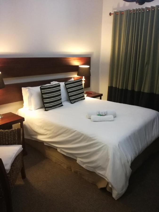 Belmont Guesthouse Блумфонтейн Екстер'єр фото